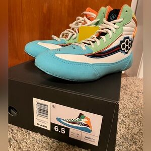 Great condition Rudis Wrestling shoes. (Boys Youth) Size Man 6.5